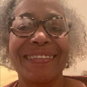 Meet your Posher, Renee